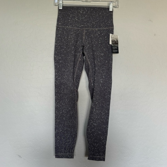 Lululemon Wunder Under High-Rise Tight *Spray 25"
Washed Asphalt Grey - Picture 3 of 10